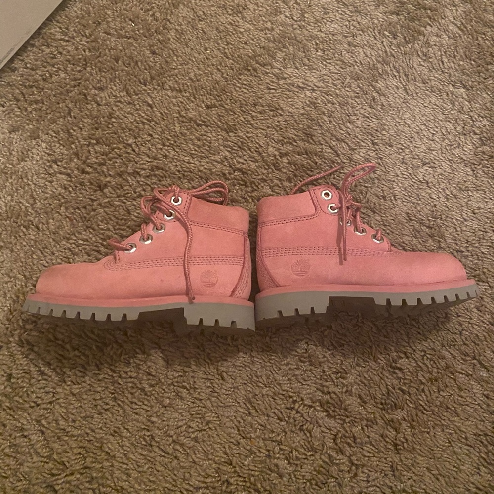 Girls mauve timberland boots